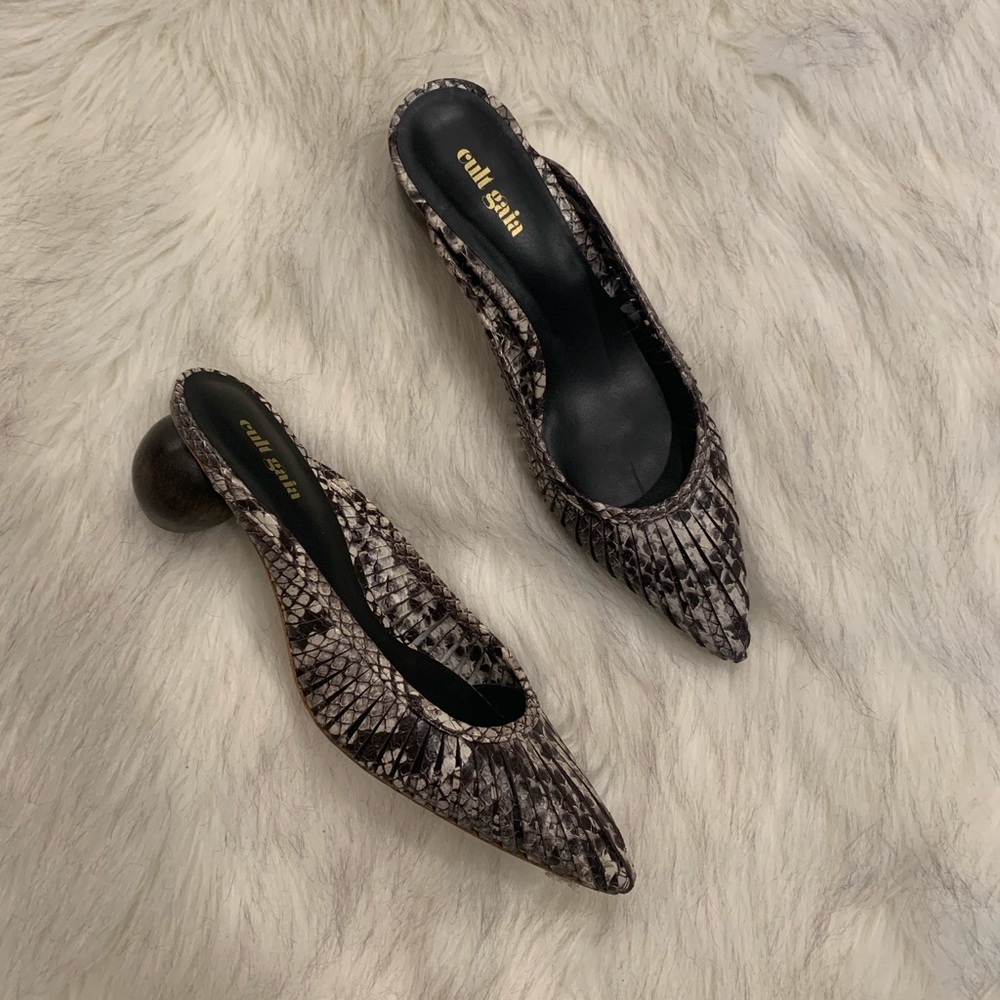 Cult Gaia Alia heels